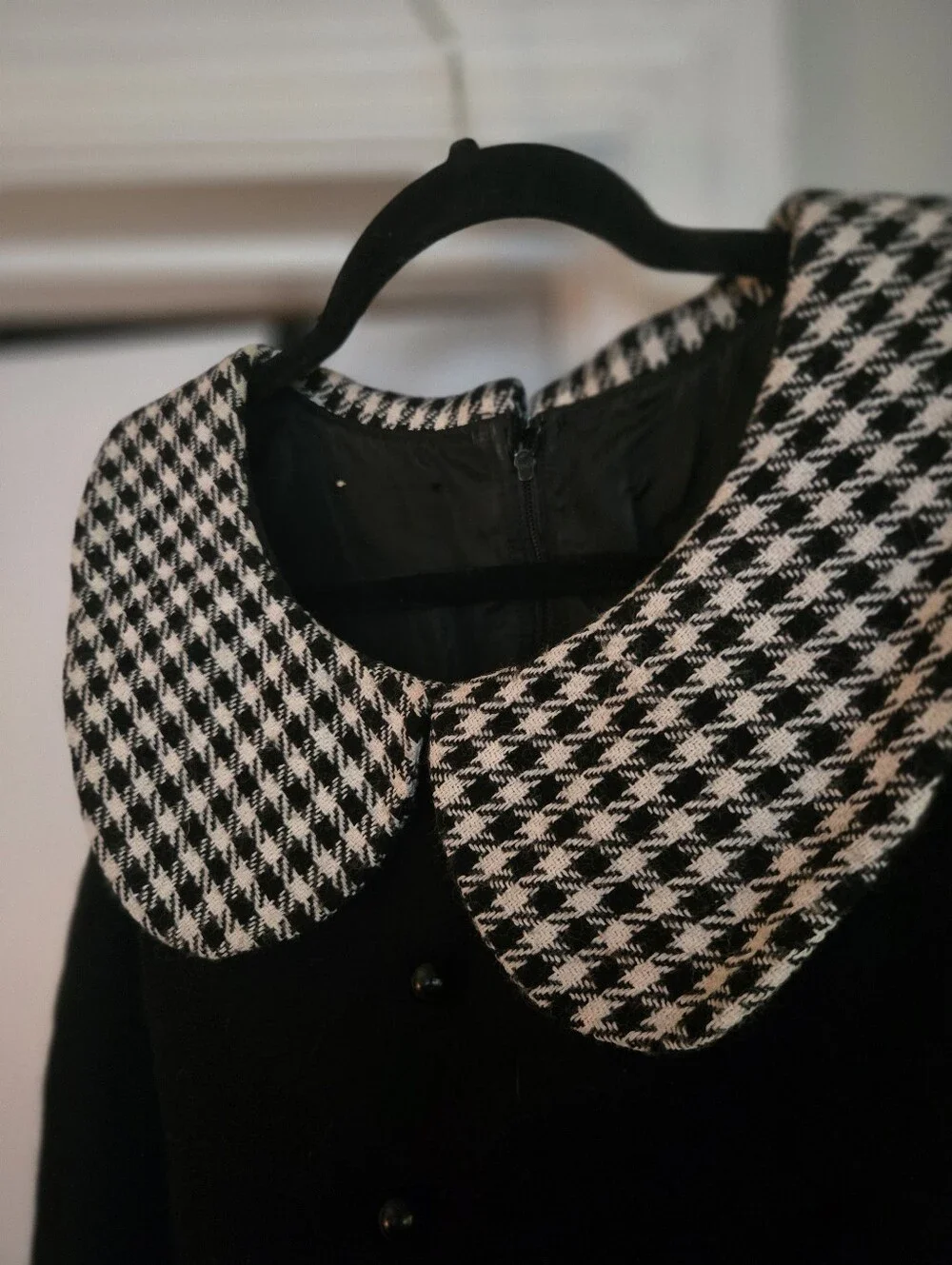 Vintage 1960s Drop Waist Tweed Houndstooth Collar Dress - Picture 4 of 10